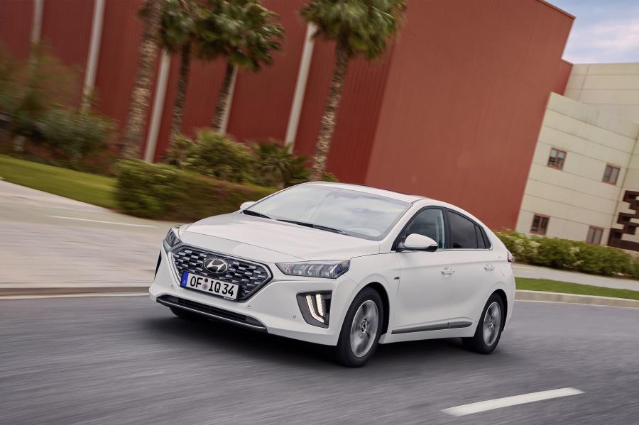  Hyundai IONIQ hybrid (AE) 2019 года  (WW) (фото 21 из 42)